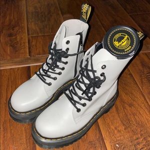 Dr. Martens Jadon